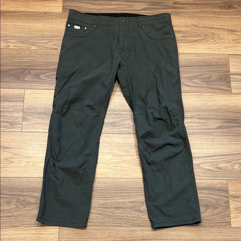 Kuhl Revolvr Pants in Gray Vintage Patina Dye Size 38 X 30